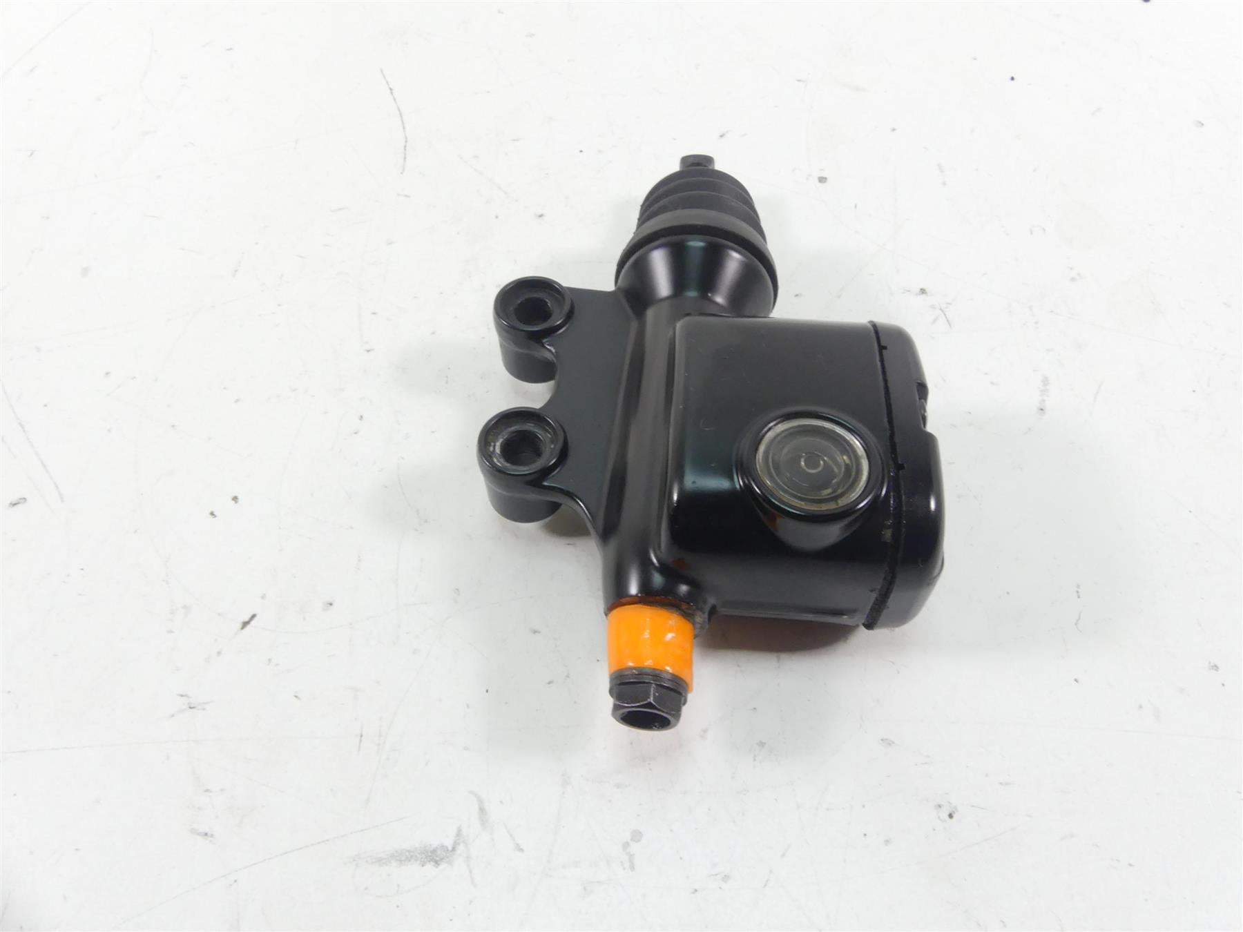 2012 Harley Touring FLHTP Electra Glide Rear Brake Master Cylinder 41700028A {{ shop.shopifyCountryName }} - Mototech271