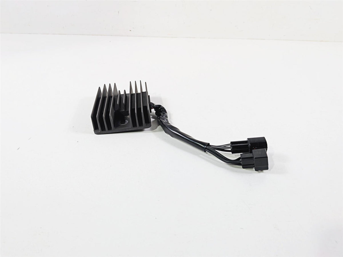 2024 Suzuki GSXR600 Rectifier Voltage Regulator 32800-47H00 SH811AA {{ shop.shopifyCountryName }} - Mototech271