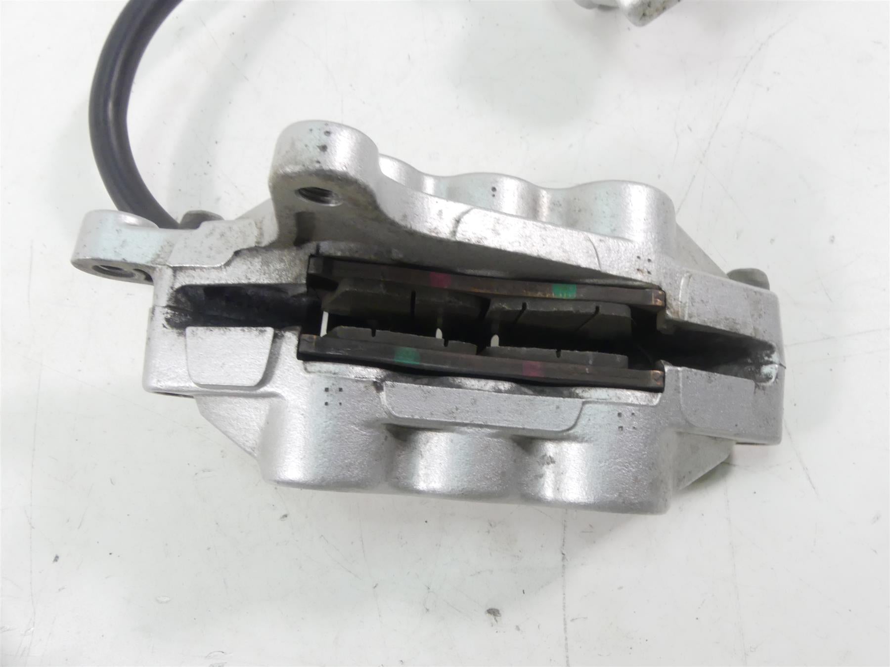 2004 Kawasaki VN1600 Meanstreak Front 6 Piston Brake Caliper Set 43080-0022-GN {{ shop.shopifyCountryName }} - Mototech271