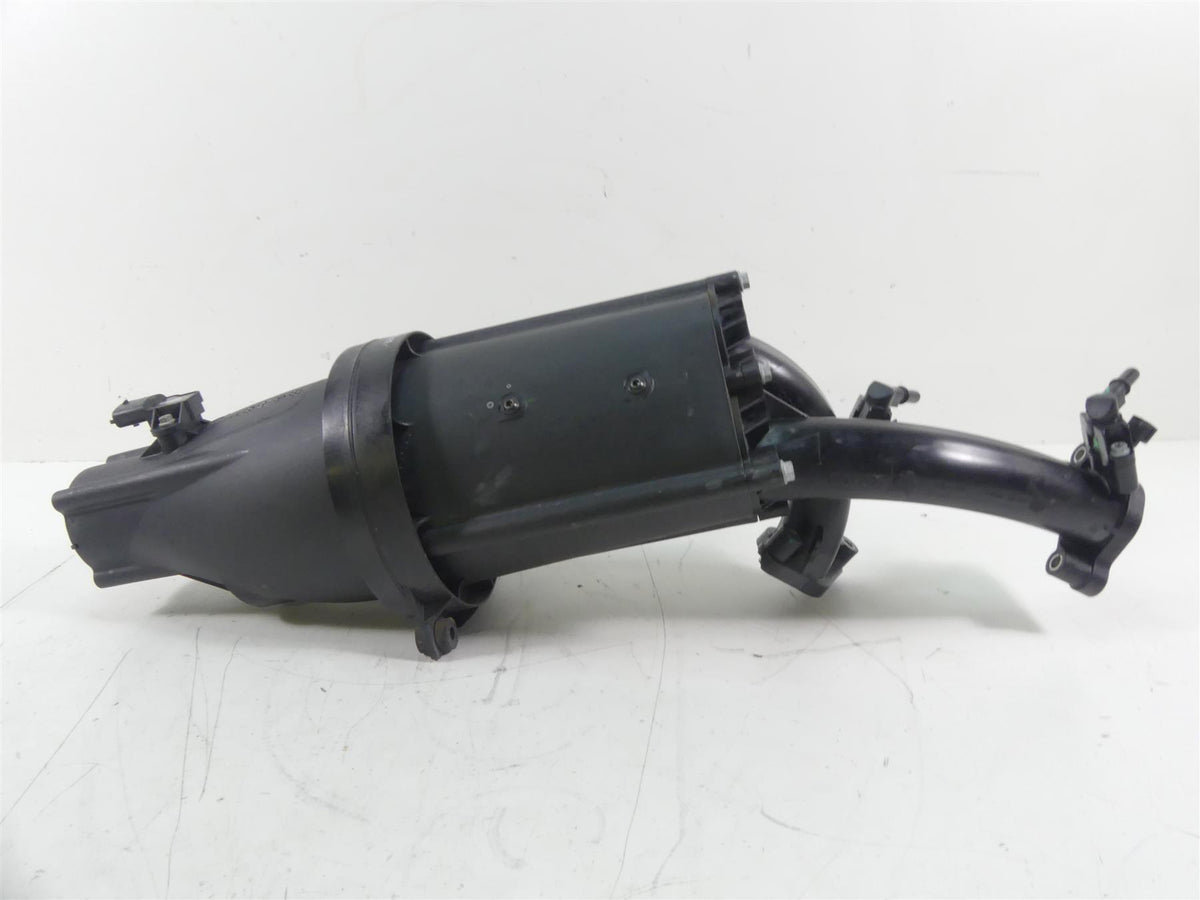 2020 Can-Am Commander 1000R XT Intake Manifold & Injectors 420874833 {{ shop.shopifyCountryName }} - Mototech271