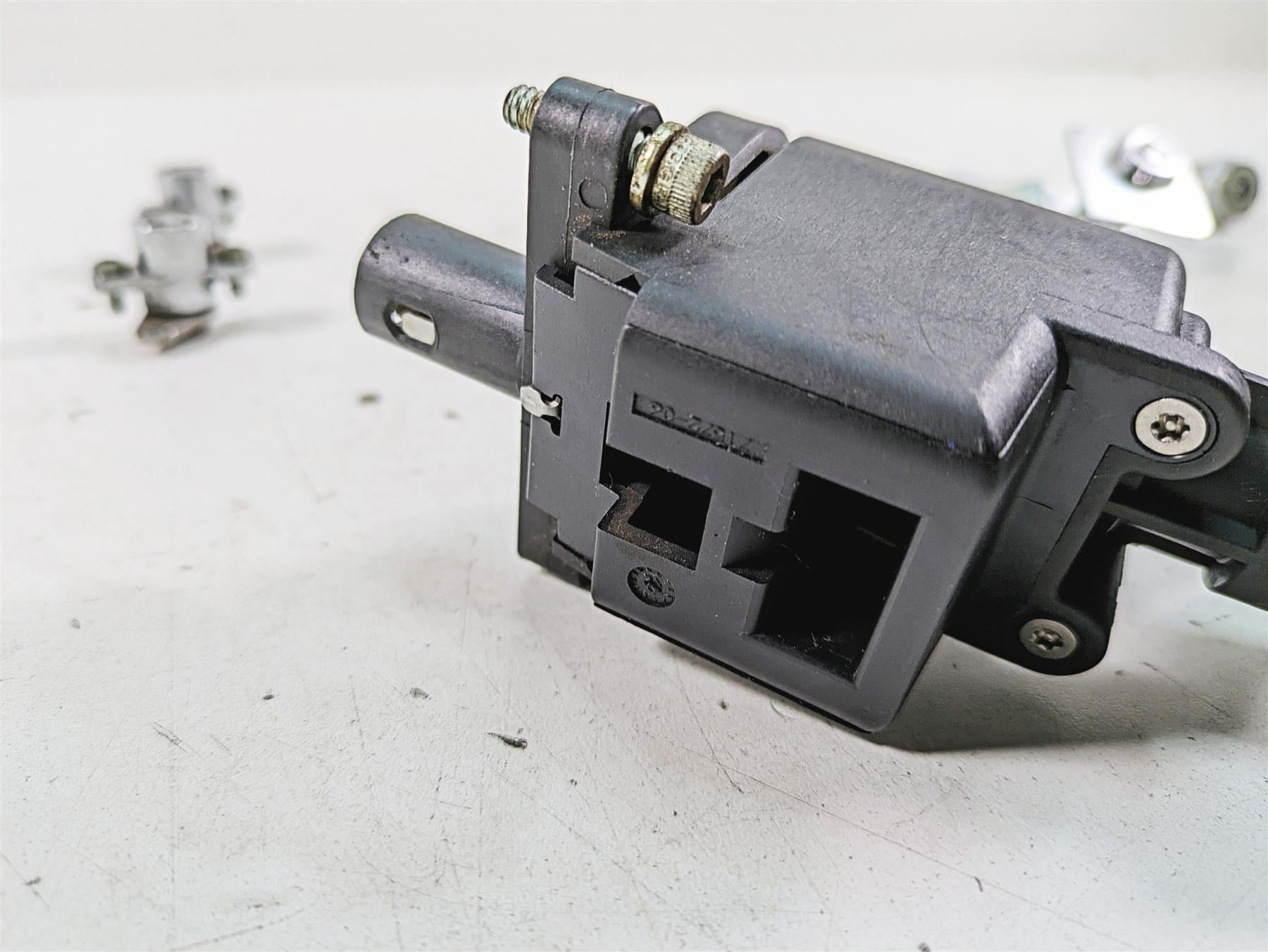 2008 Harley FLHTCU Electra Glide Ignition Switch Key Lock Set 71572-06 {{ shop.shopifyCountryName }} - Mototech271