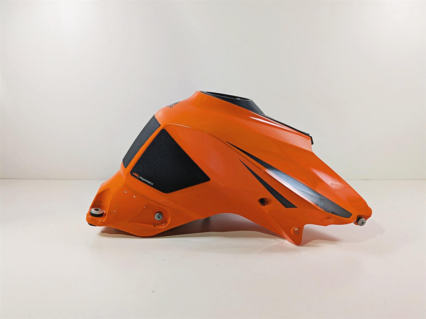 2015 KTM 1290 R Super Duke Fuel Gas Petrol Tank & Upper Cover 6130701304430A-Mototech271