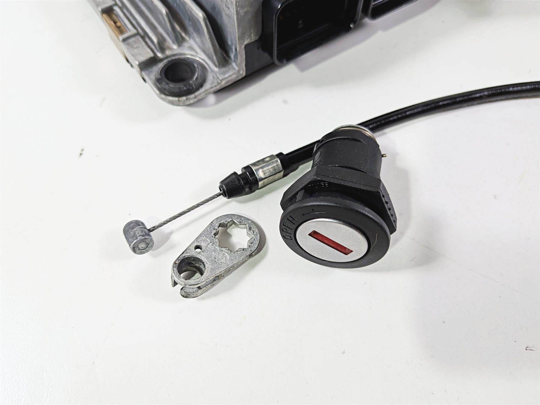 2015 KTM 1290 R Super Duke Cdi Immobilizer Ignition Switch Key Lock 61311066244-Mototech271