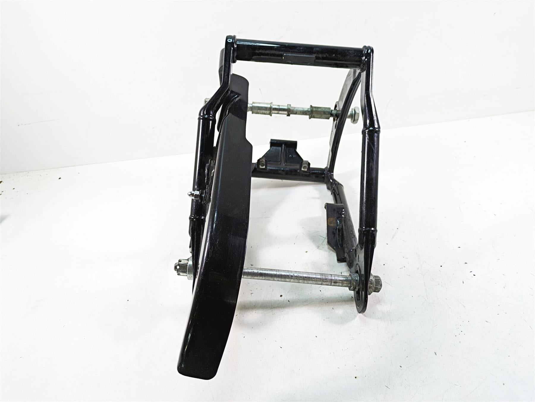 2006 Harley FLSTI Softail Heritage Straight Rear Swingarm Swing Arm 47573-00A {{ shop.shopifyCountryName }} - Mototech271