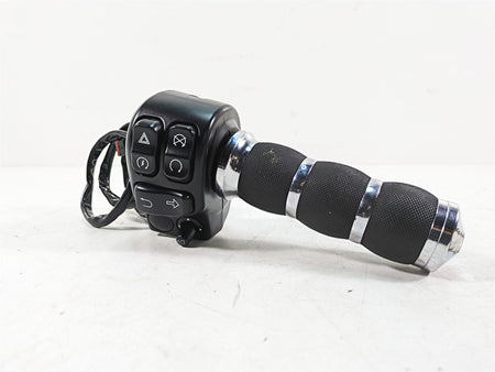 2020 Harley Touring FLHX Street Glide Right Control Switch Boom Box Gts 71500501 {{ shop.shopifyCountryName }} - Mototech271