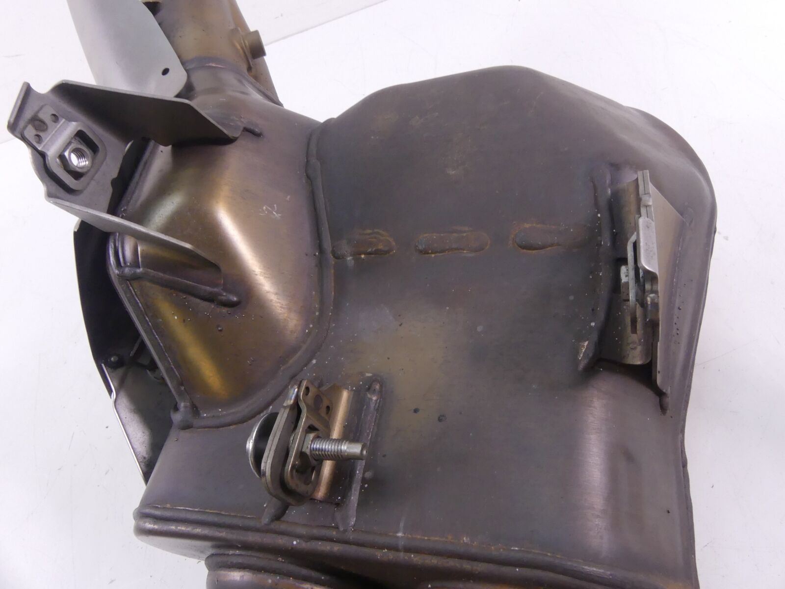 2015 Yamaha YZF-R1M Exhaust Pipe Mid Chamber & Servo Motor 2CR-14730-00-00 {{ shop.shopifyCountryName }} - Mototech271