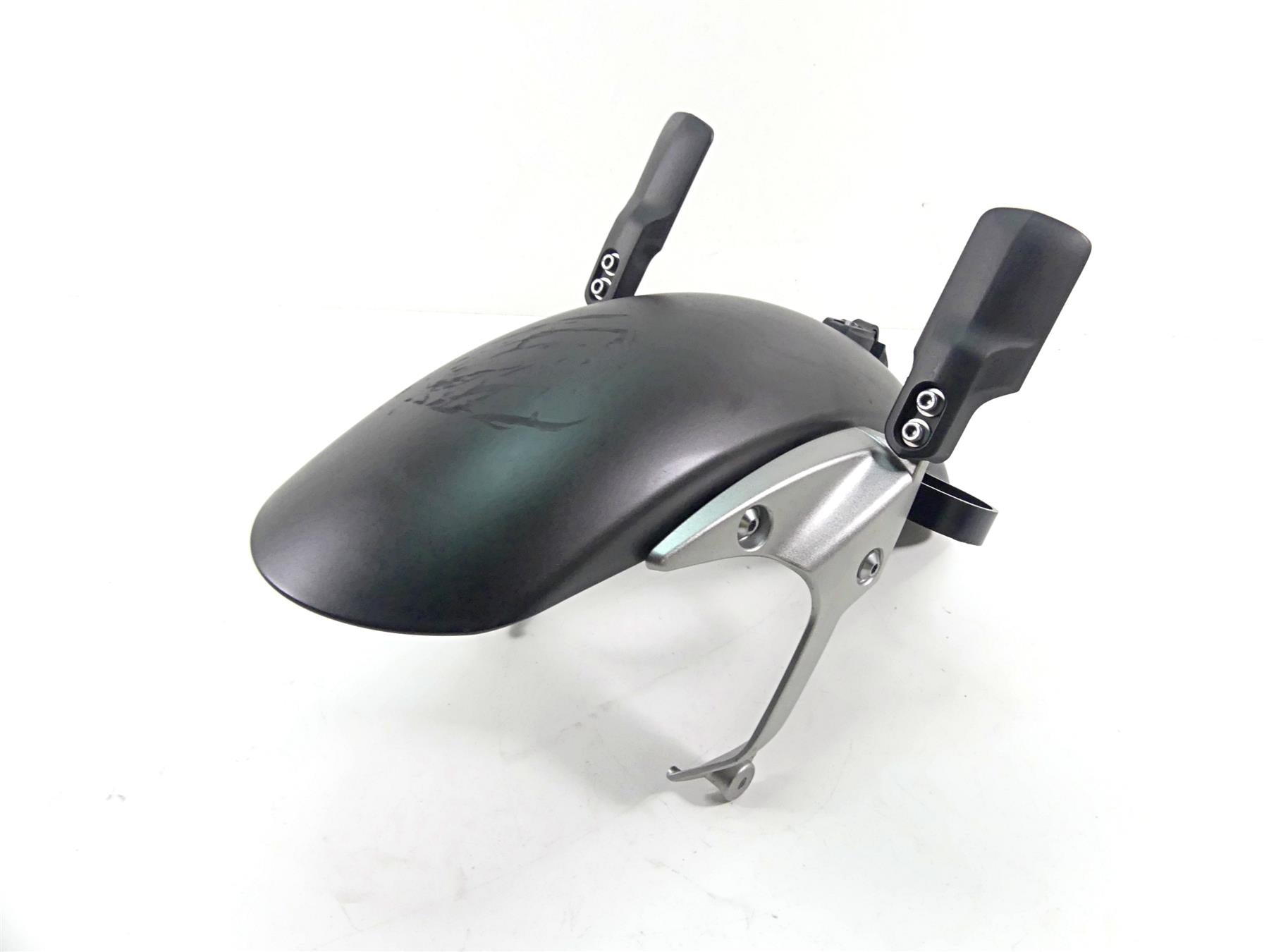 2012 Yamaha VMX17 VMAX 1700 Front Fender - Scratched 2S3-21511-00-P3 {{ shop.shopifyCountryName }} - Mototech271