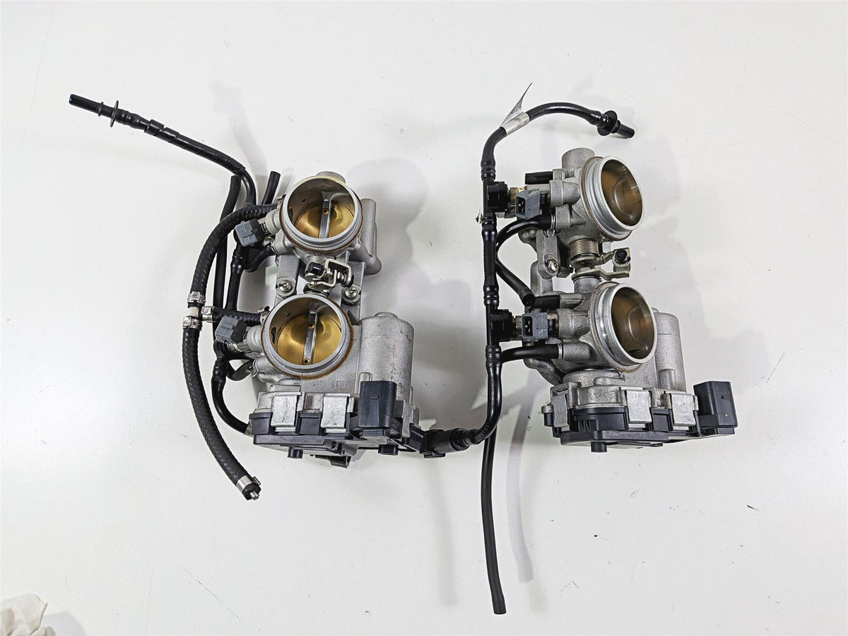 2018 Aprilia RSV4 RR Throttle Body Fuel Injection Set 857303 857304 {{ shop.shopifyCountryName }} - Mototech271