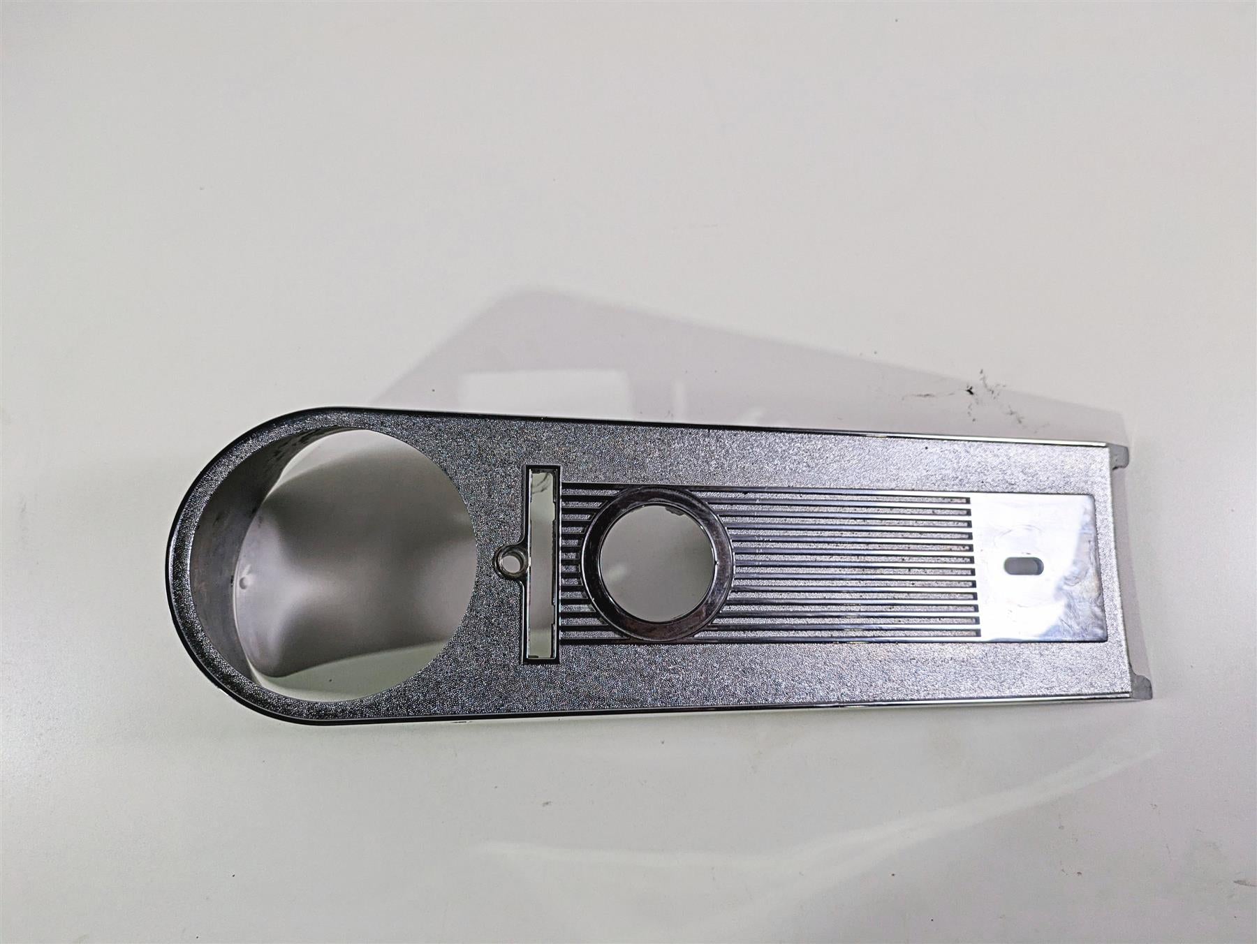 2005 Harley Touring FLHRI Road King Tank Dash Console Panel Cover 60960-99 {{ shop.shopifyCountryName }} - Mototech271
