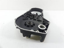 Load image into Gallery viewer, 2002 Harley Softail FXSTDI Deuce Inner Primary Drive Clutch Cover 60620-94B
