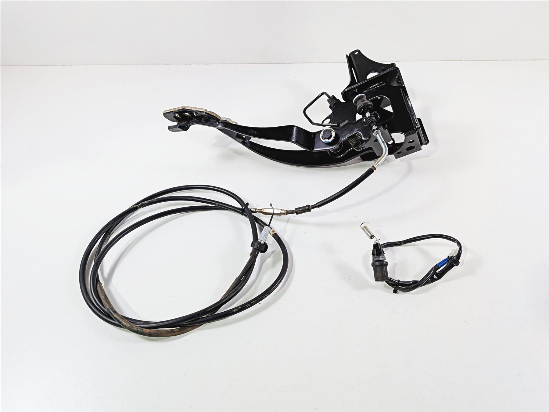 2021 Yamaha YXZ1000R EPS SS SE Foot Pedal Set & Cables B57-F2548-01-00 {{ shop.shopifyCountryName }} - Mototech271
