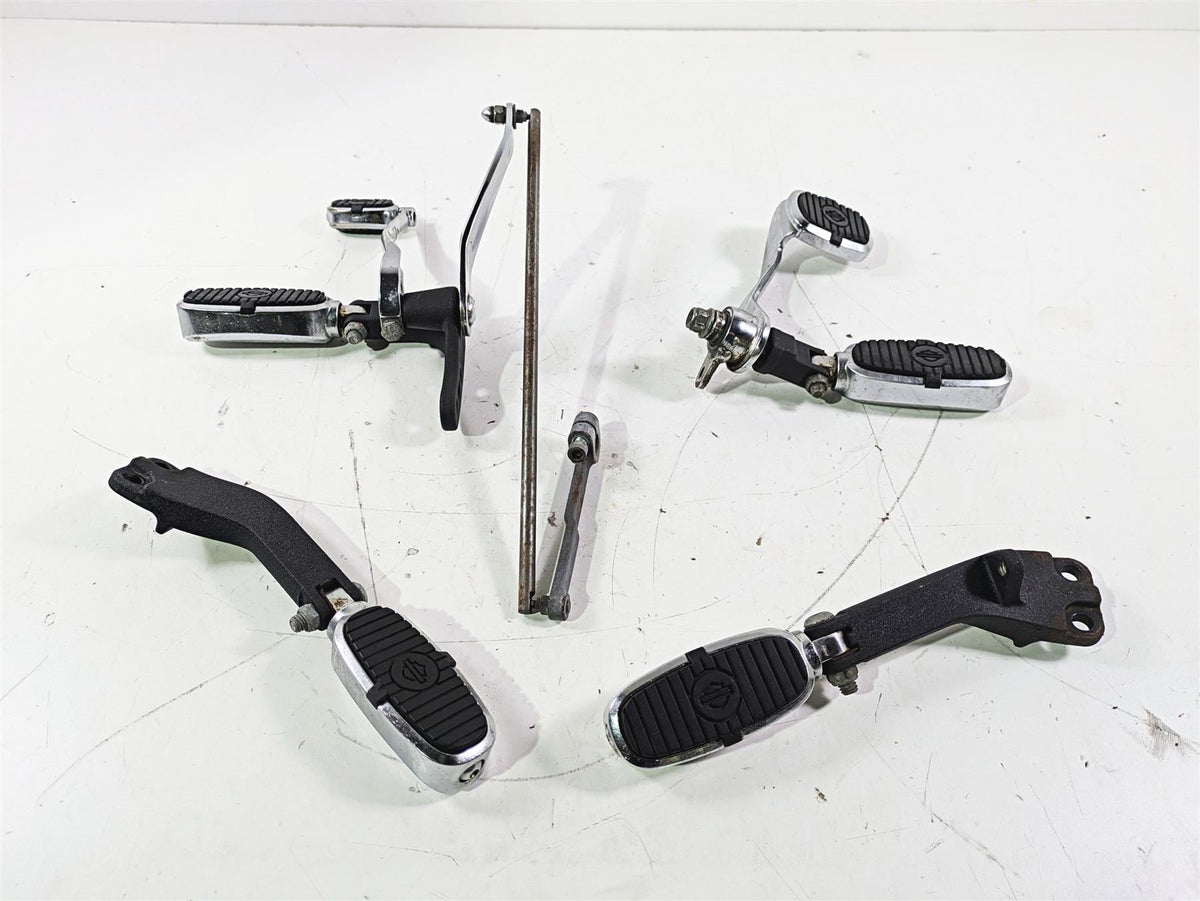 2007 Harley FXDWG Dyna Wide Glide Crested Footpeg Shift Brake Pedal Set 33693-03 {{ shop.shopifyCountryName }} - Mototech271