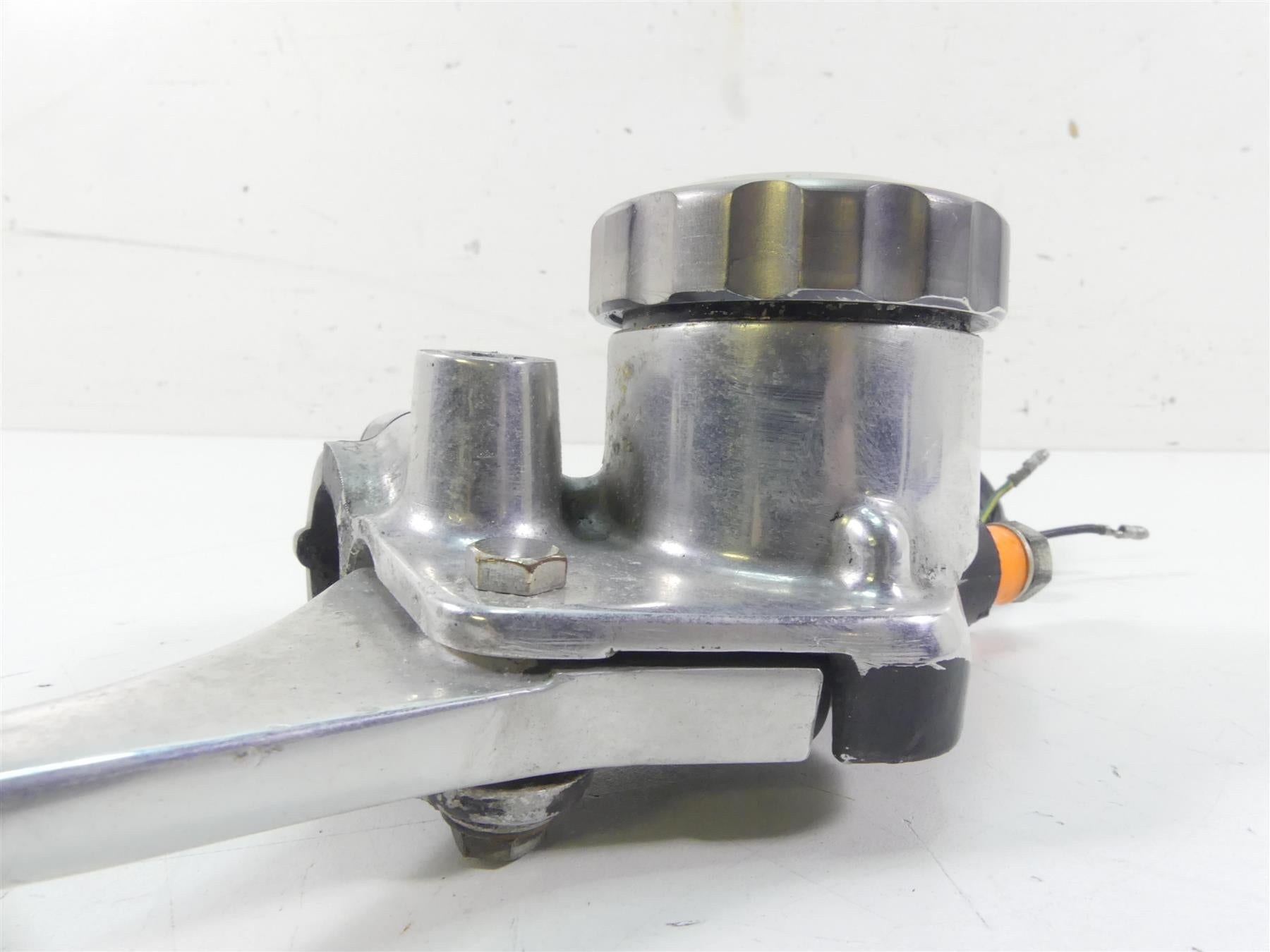 1977 Honda CB750 A Four Hondamatic Front Brake Master Cylinder 45500-405-701 {{ shop.shopifyCountryName }} - Mototech271