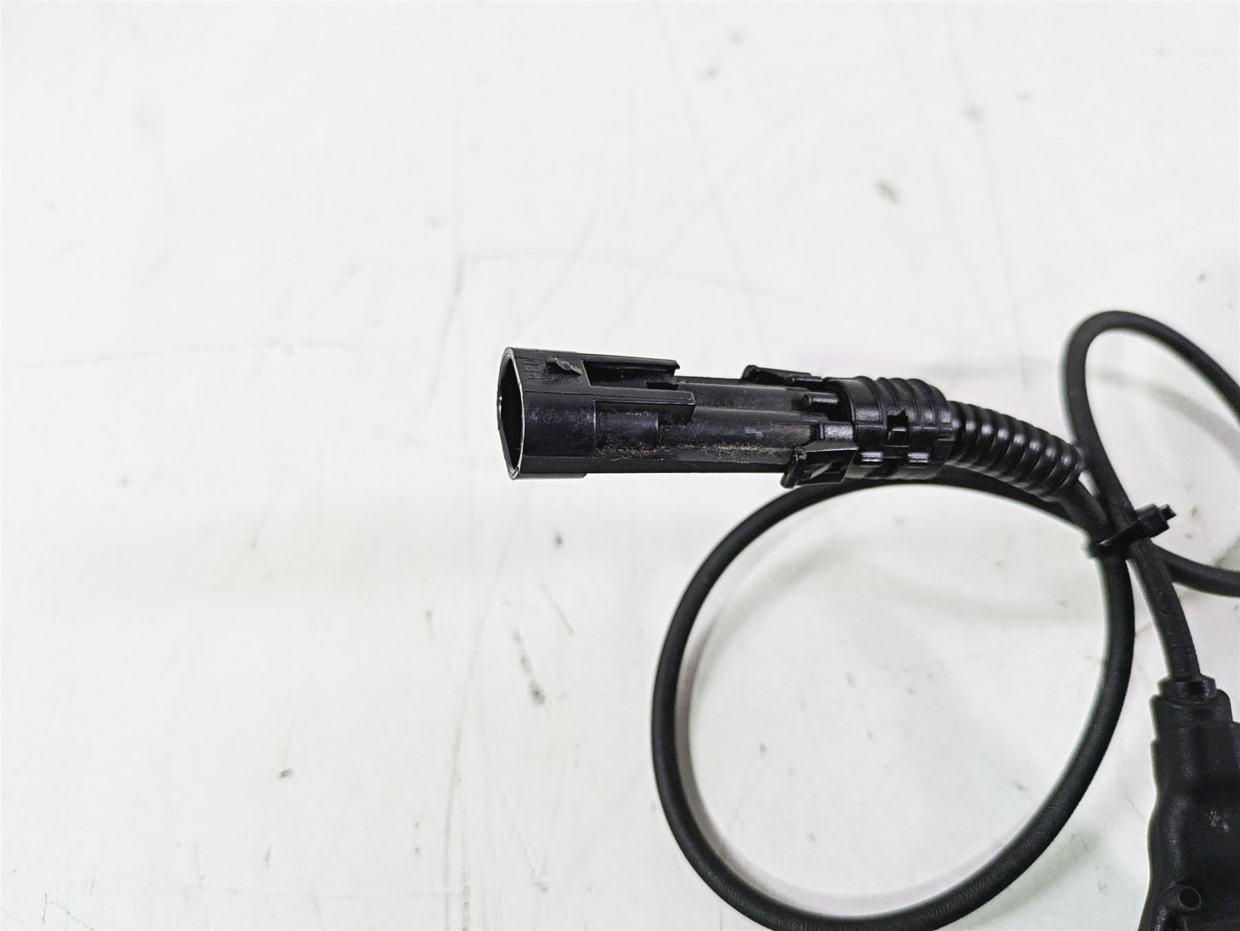 2015 Harley Touring FLHTKL E -Glide Low Abs Brake Speed Sensor Set 40615-08 {{ shop.shopifyCountryName }} - Mototech271