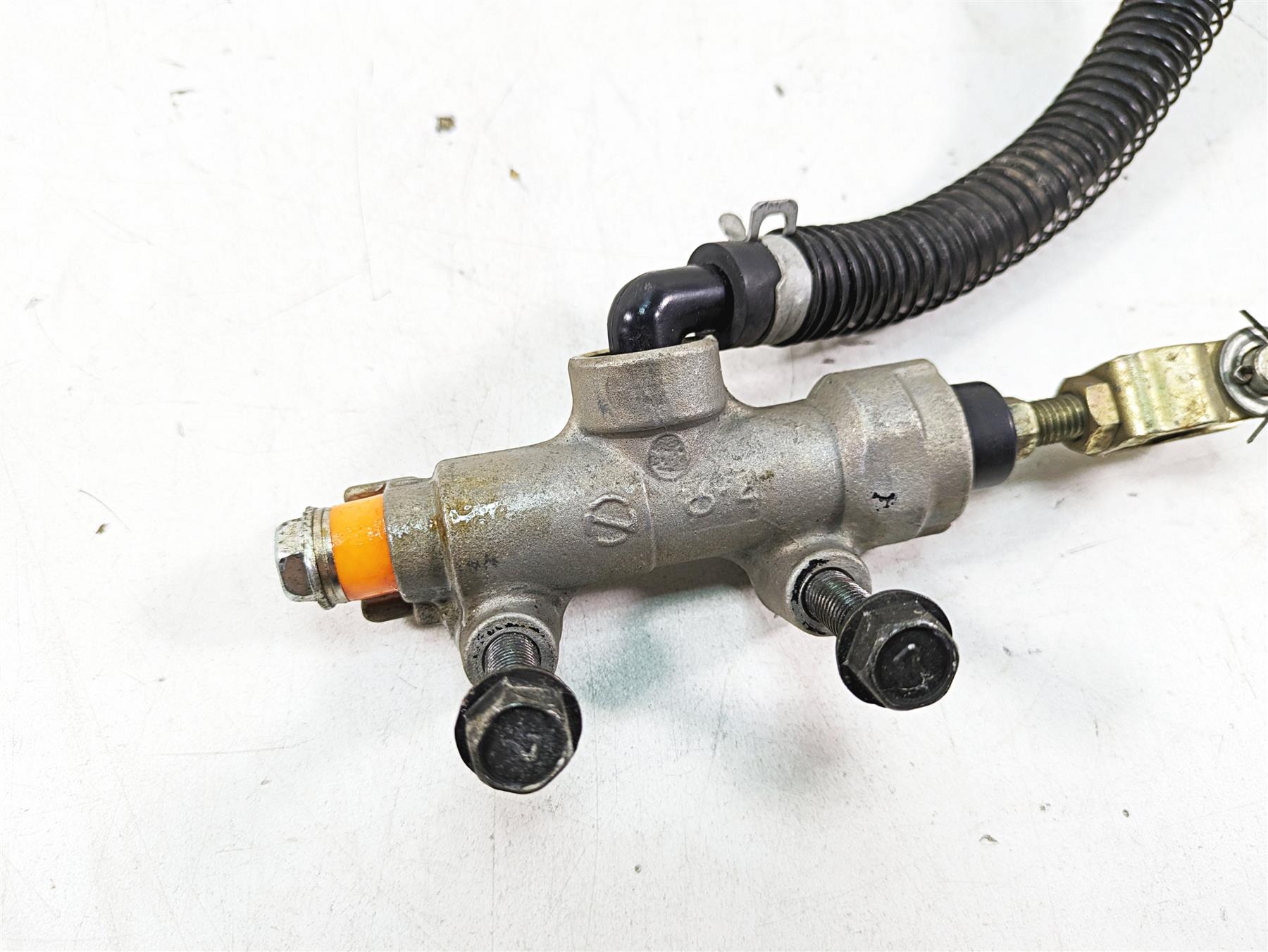 1997 Kawasaki VN1500 Vulcan Rear Brake Master Cylinder 43016-1122 {{ shop.shopifyCountryName }} - Mototech271