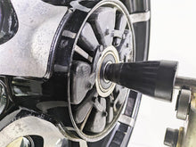 Load image into Gallery viewer, 2018 Indian Chieftain Limited Straight Rear Wheel Rim 16x5 1523060 | Mototech271
