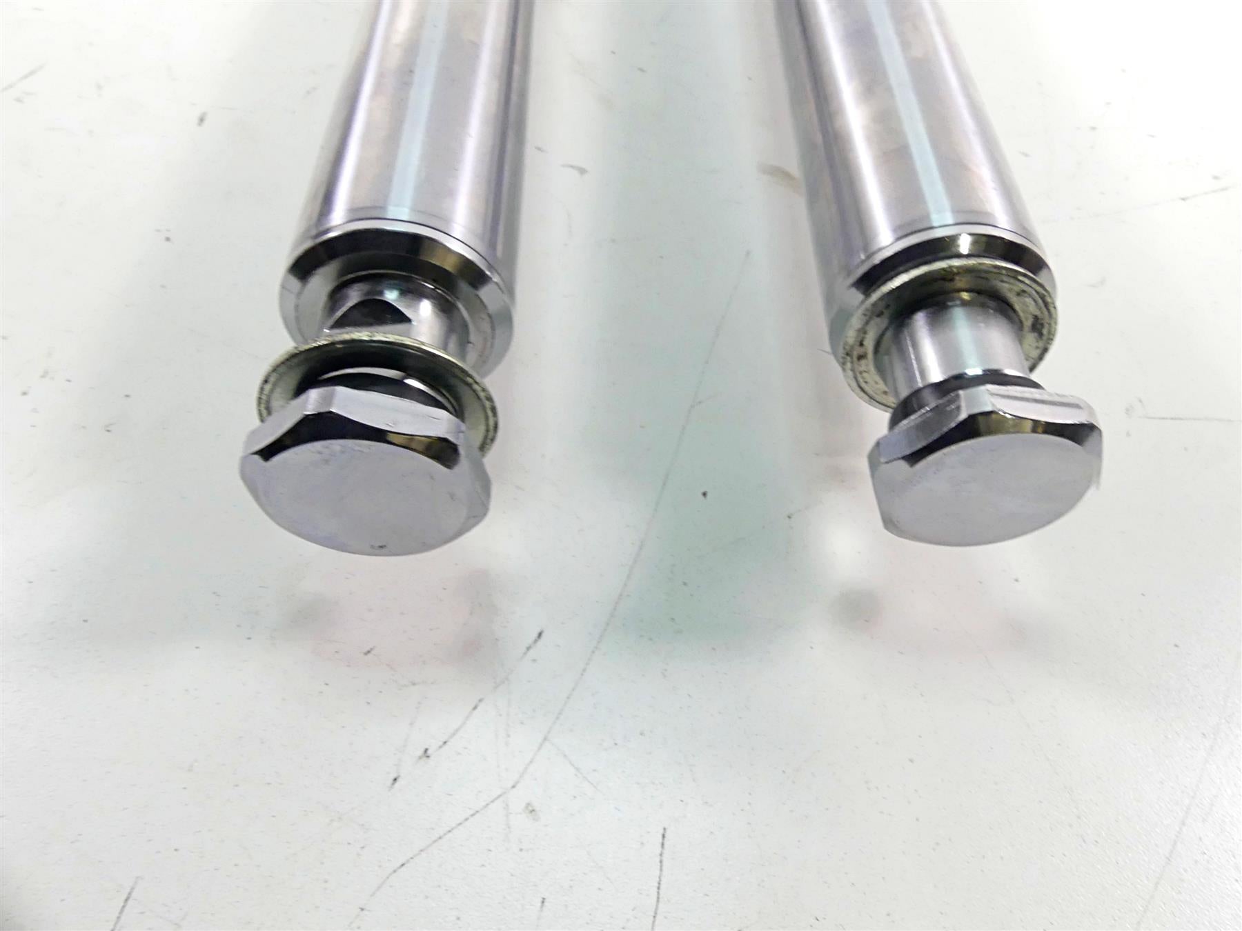 2002 Harley FLSTCI Softail Heritage Chrome 41mm Front Forks 45915-00 45916-00 {{ shop.shopifyCountryName }} - Mototech271