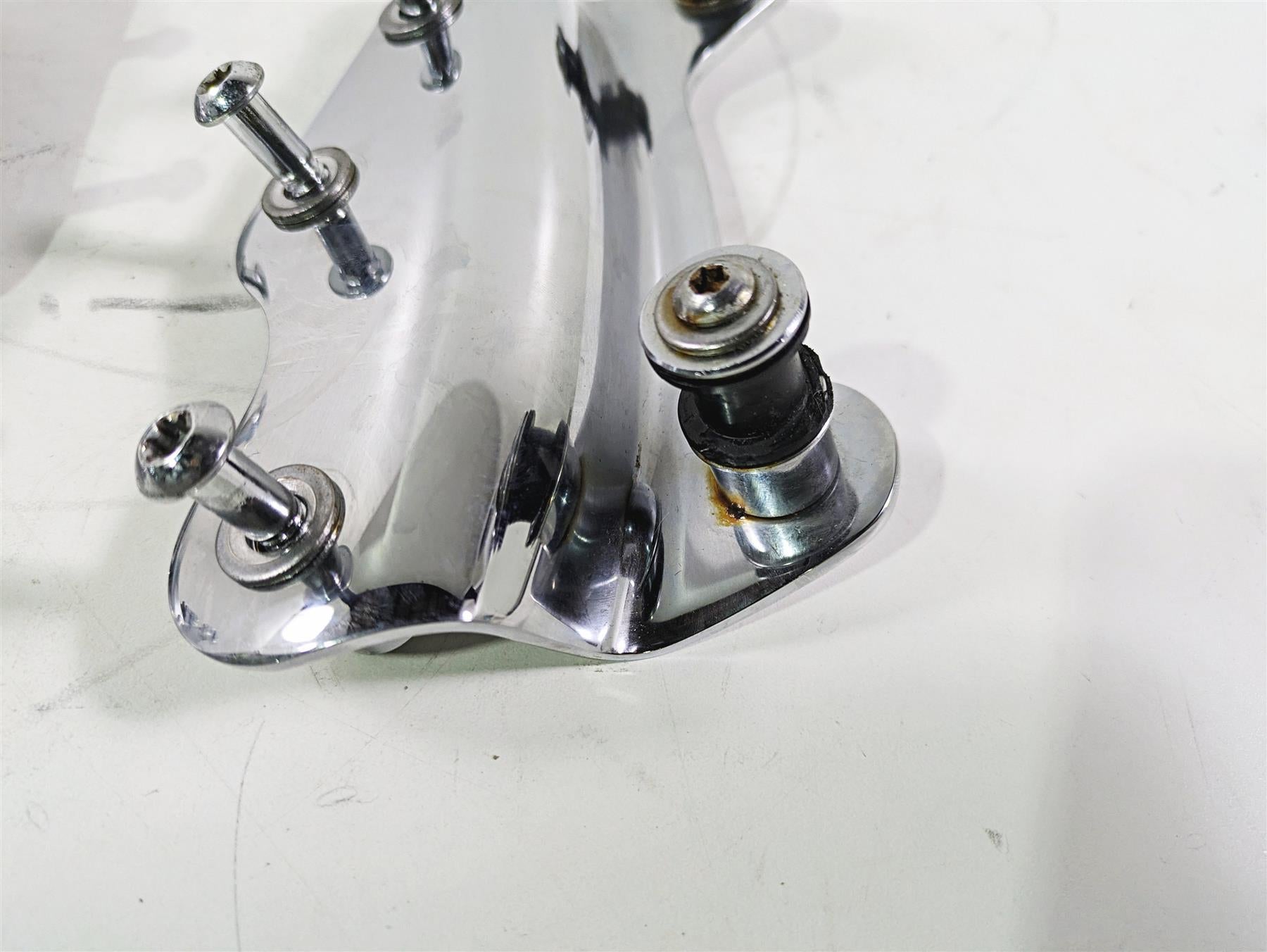 2010 Harley Touring FLHX Street Glide Chrome Quick Release Mount Set 52300353 {{ shop.shopifyCountryName }} - Mototech271