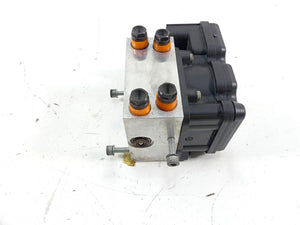 2011 Harley Touring FLTRX Road Glide Abs Brake Pump Module Unit 40601-08A | Mototech271