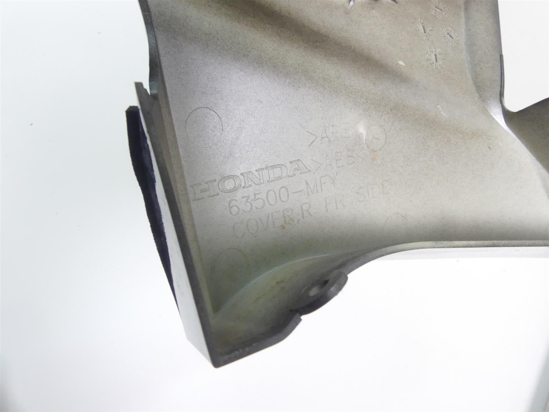 2016 Honda VT1300 CRG Stateline Neck & Infill Cover Fairing Set 63600-MFY-A40ZA {{ shop.shopifyCountryName }} - Mototech271