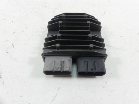 2008 Yamaha FZ1 Fazer Rectifier Voltage Regulator 1D7-81960-00-00 FH012AA {{ shop.shopifyCountryName }} - Mototech271