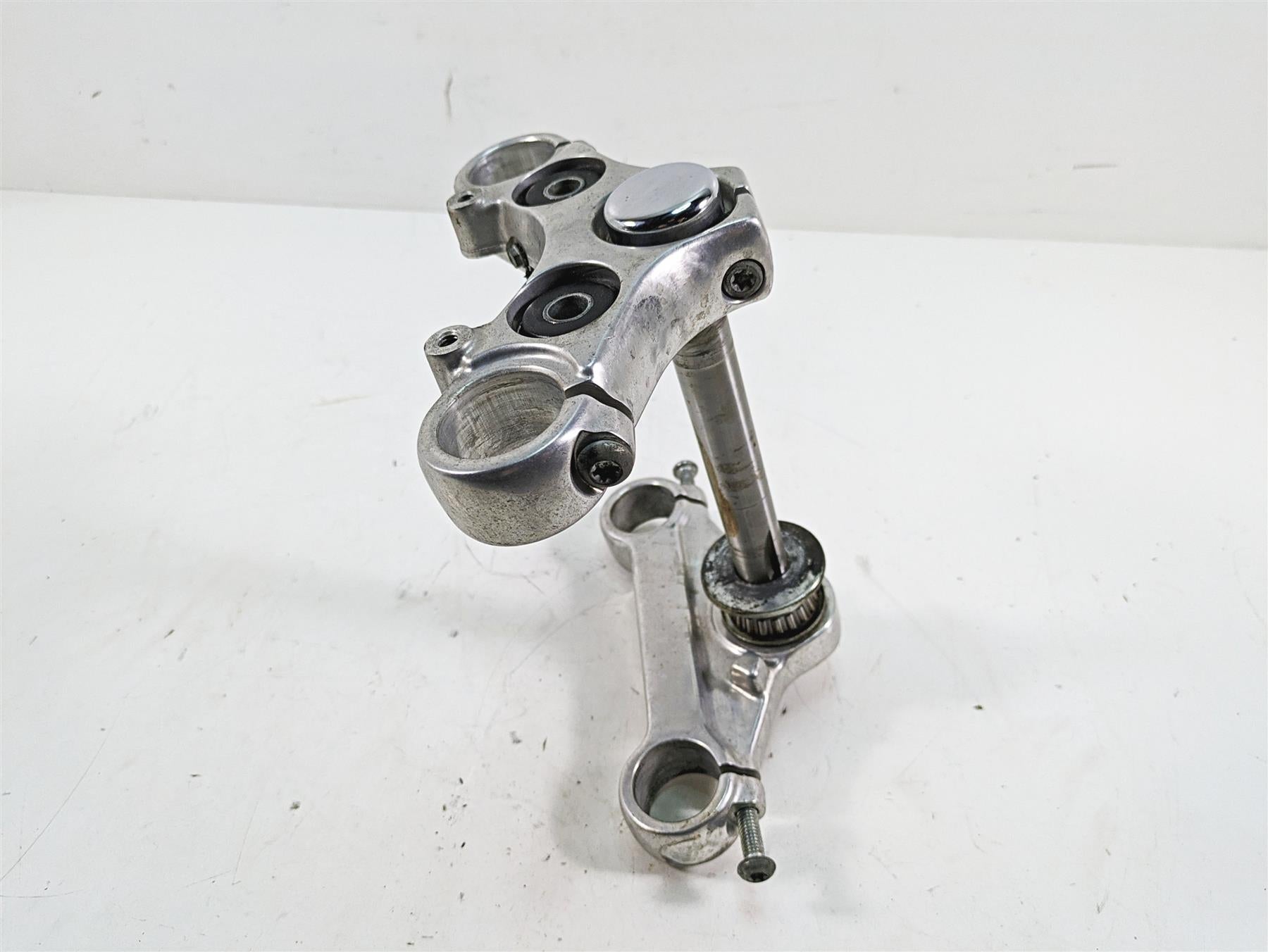 1999 Harley Dyna FXDL Low Rider Upper & Lower Triple Tree 45739-87 45598-90B {{ shop.shopifyCountryName }} - Mototech271