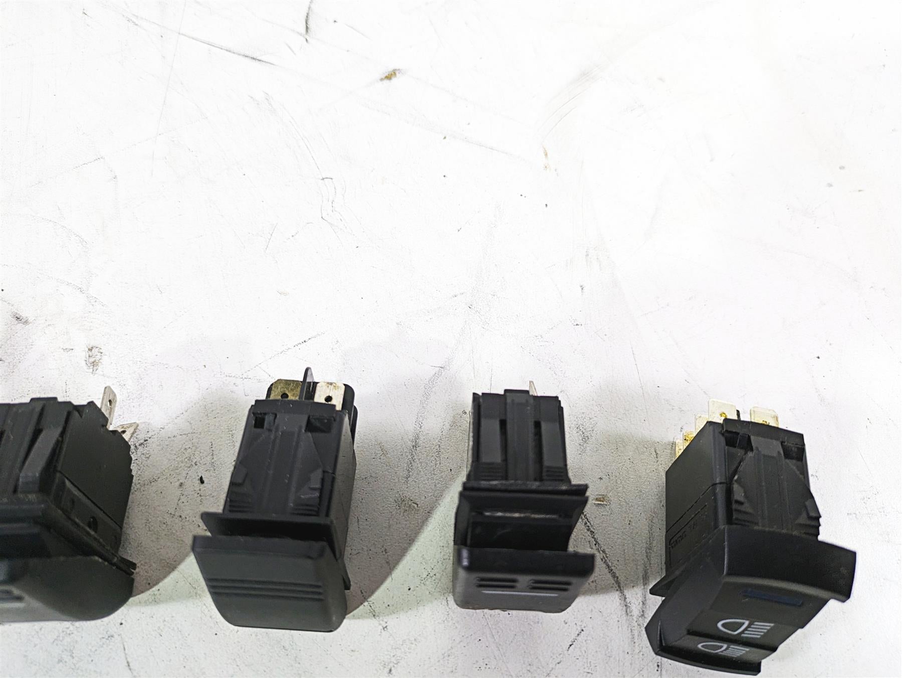 2020 Polaris RZR XP 1000 EPS Light Awd 4WD Switch Set 4014069 {{ shop.shopifyCountryName }} - Mototech271