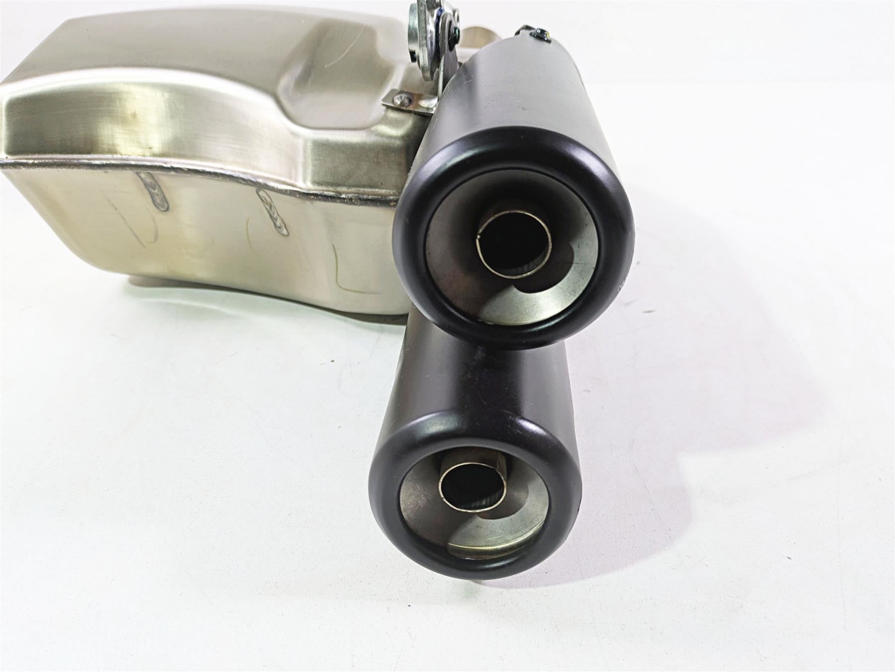2022 Ducati Scrambler Desert Sled Exhaust Pipe Muffler Silencer 57314331A {{ shop.shopifyCountryName }} - Mototech271