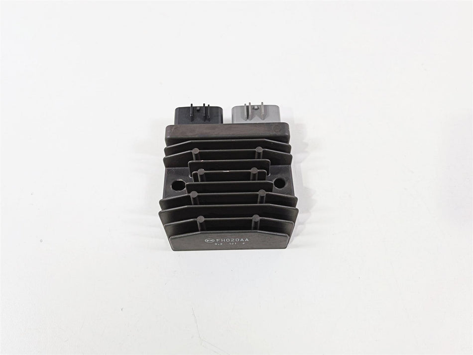 2019 Ducati Panigale V4S V4 S Corse Rectifier Voltage Regulator 54040301B FH020AA {{ shop.shopifyCountryName }} - Mototech271