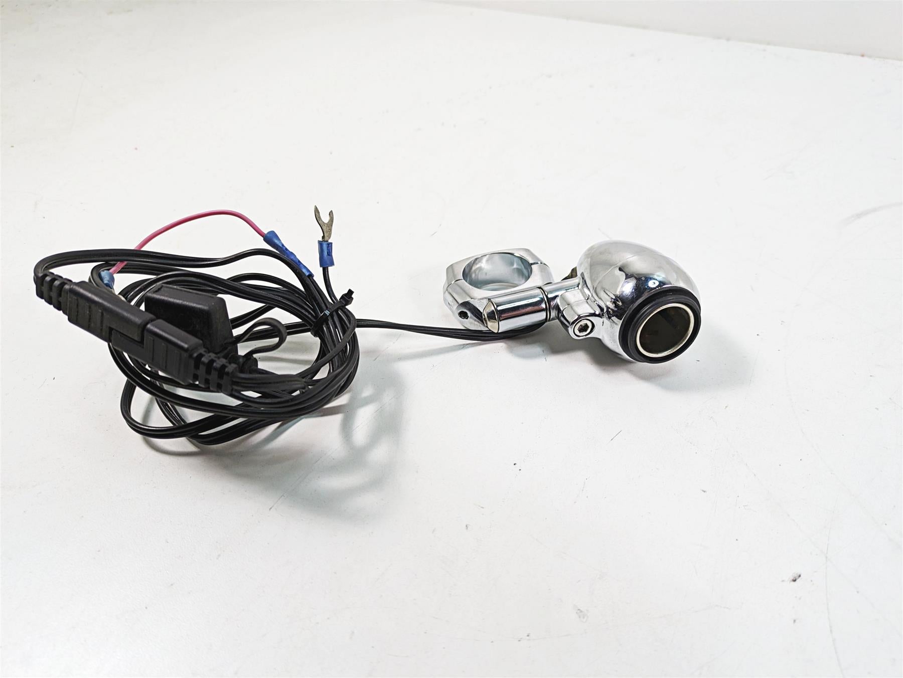 2009 Harley Dyna FXDFSE CVO Fat Bob Kuryakyn Lighter Power Adapter 21300133