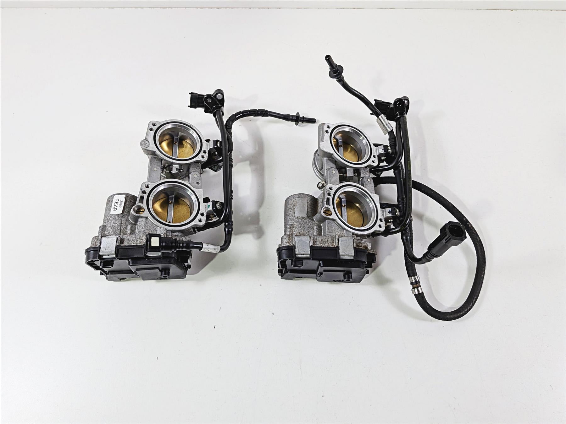 2014 Aprilia RSV4 RR Factory Throttle Body Fuel Injection Set 857303 857304 {{ shop.shopifyCountryName }} - Mototech271