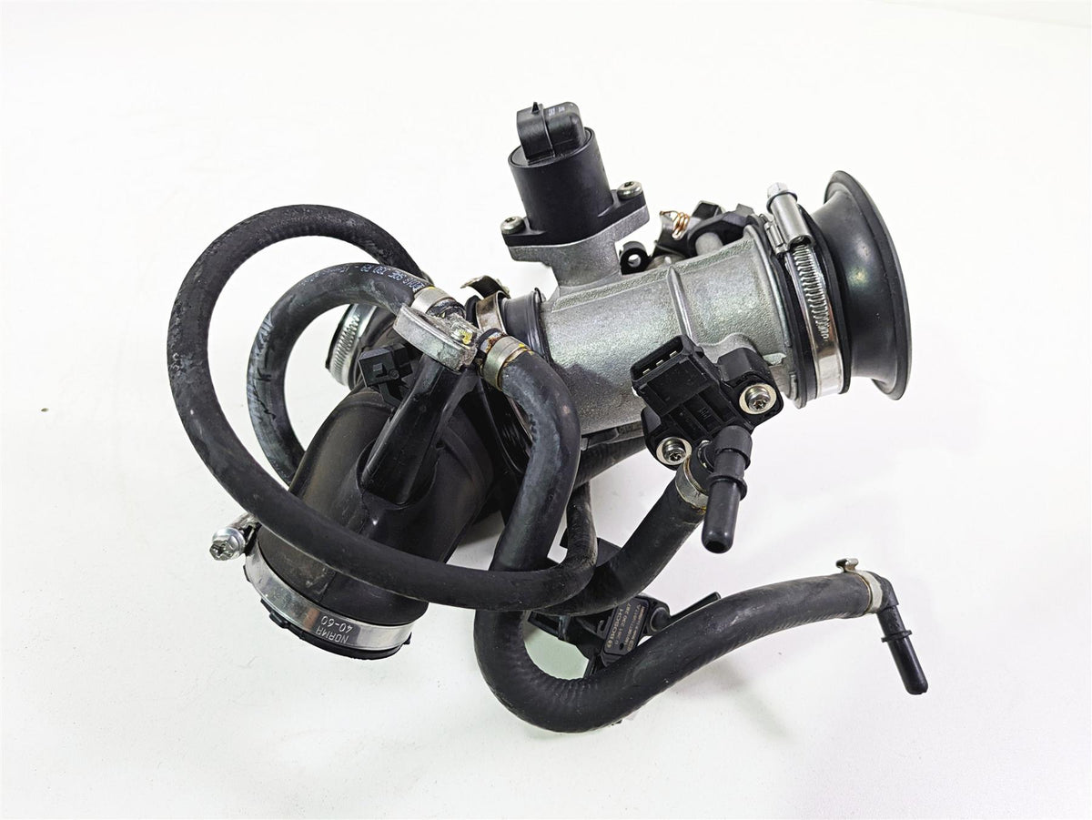 2018 Ducati Scrambler Desert Sled 800 Throttle Body Intake Set 28241001A {{ shop.shopifyCountryName }} - Mototech271