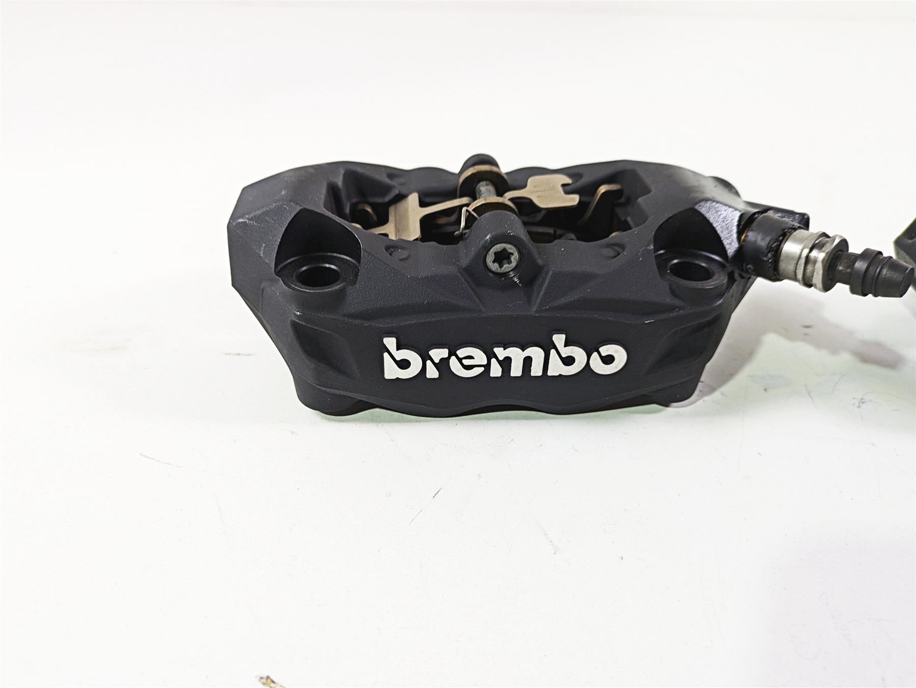 2021 BMW R1250GS K51 Adv Front Brake Caliper Set Brembo 100mm 34118556206 {{ shop.shopifyCountryName }} - Mototech271