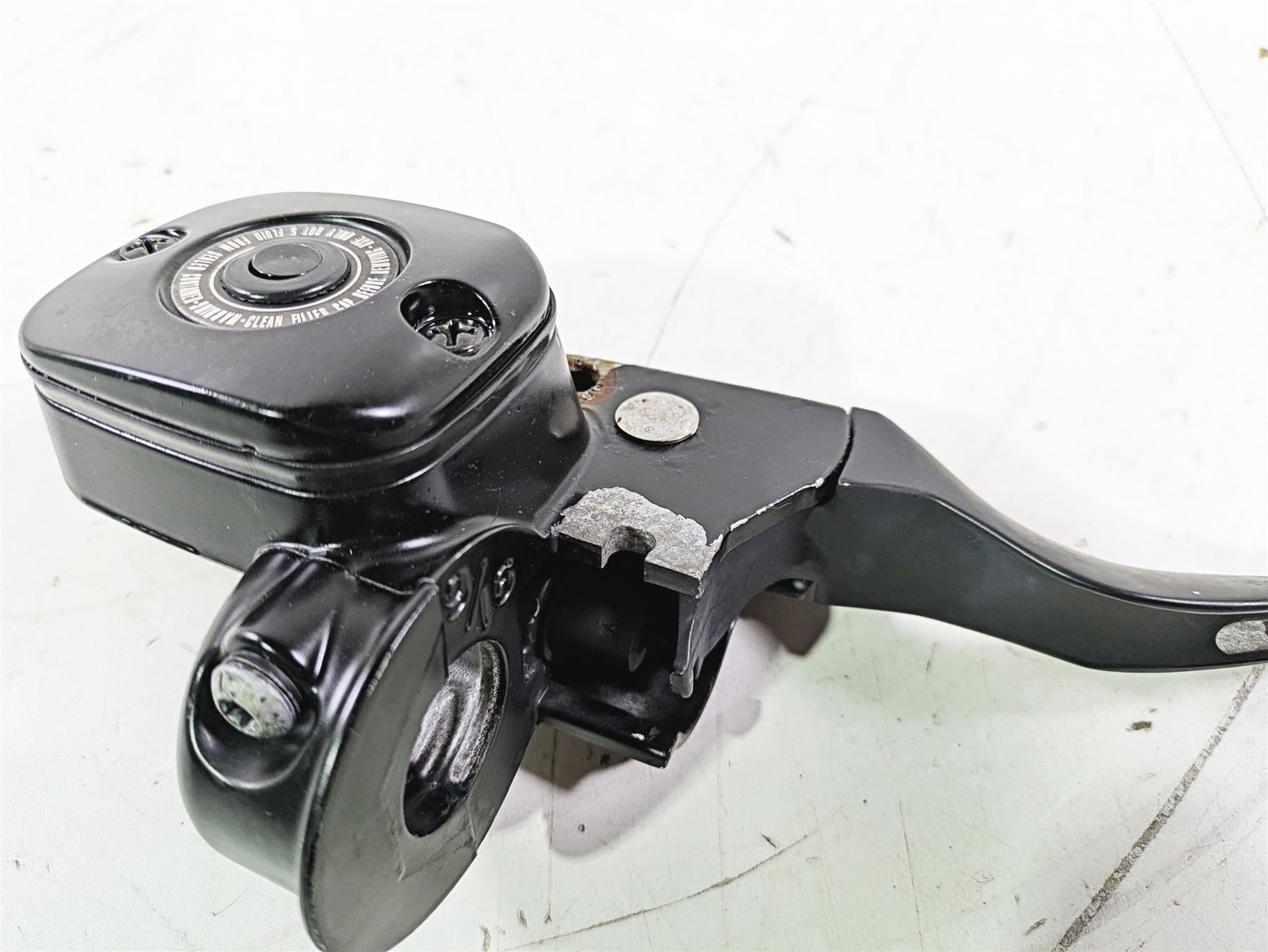 2005 Harley Softail FLSTSCI Heritage Springer Front Brake Mstr Cylinder 45019-96 {{ shop.shopifyCountryName }} - Mototech271