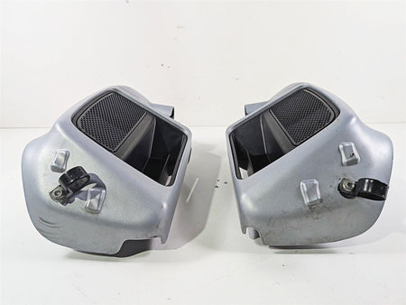 2020 Harley Touring FLTRK Road Glide Lower Leg Fairing Set 57100112 {{ shop.shopifyCountryName }} - Mototech271