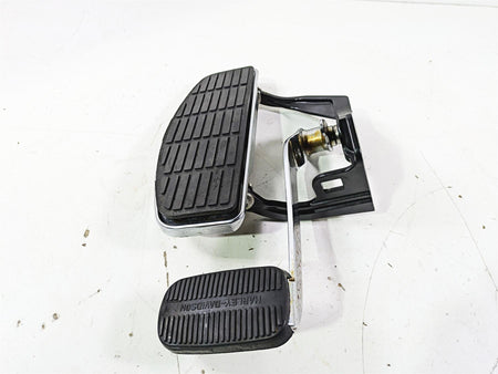 2005 Harley Softail FLSTSCI Heritage Springer Right Floorboard & Brake 50600026 {{ shop.shopifyCountryName }} - Mototech271