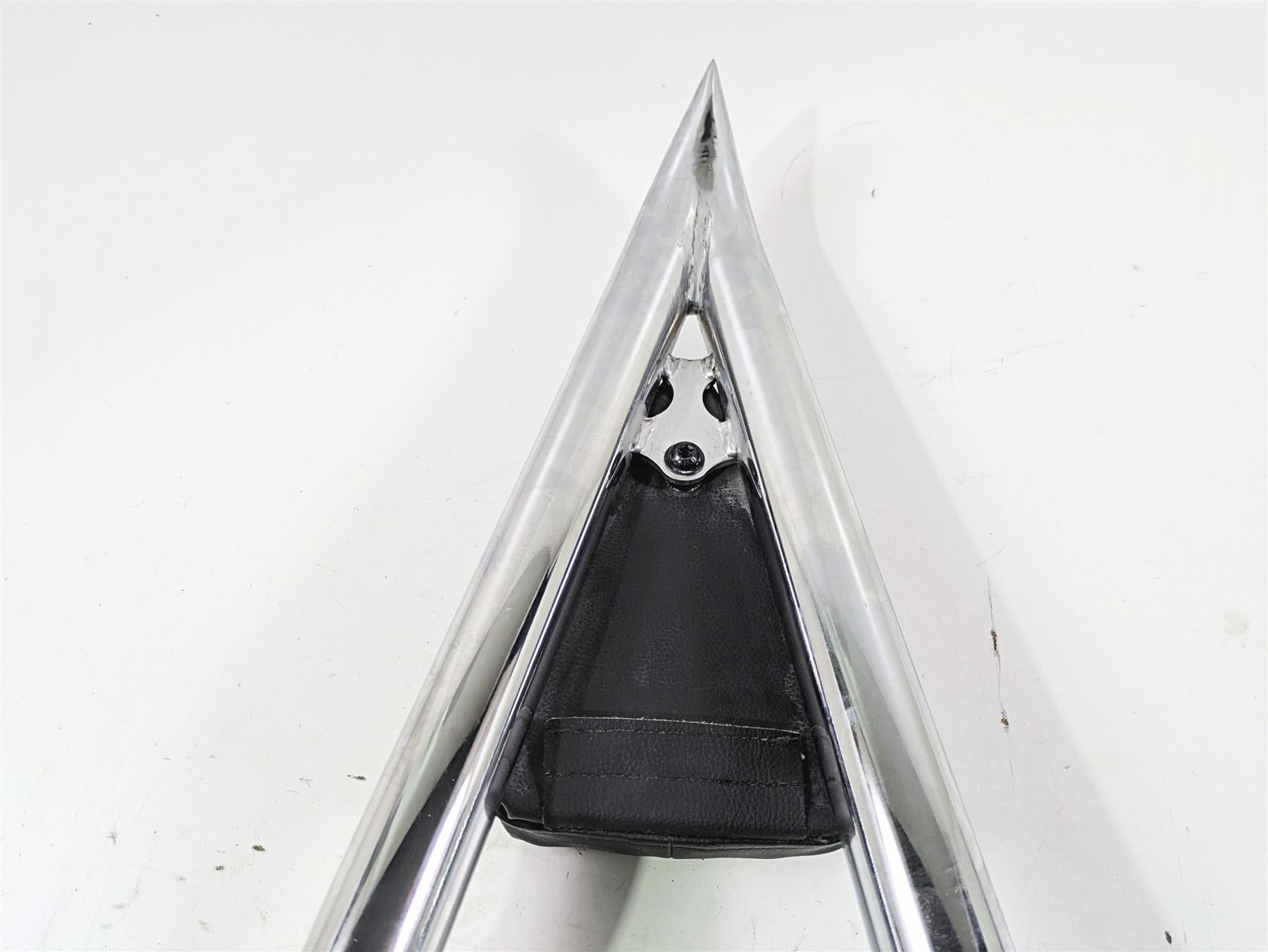 2010 Harley Touring FLHXSE CVO Street Glide 29" Sissybar Backrest + Mounts Read {{ shop.shopifyCountryName }} - Mototech271