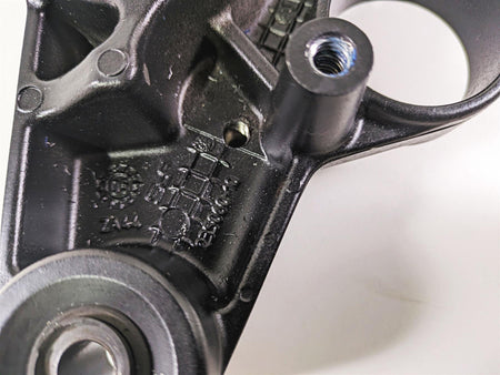 2006 BMW R1200GS K255 Adv Upper Triple Tree Steering Clamp 31427718170 {{ shop.shopifyCountryName }} - Mototech271