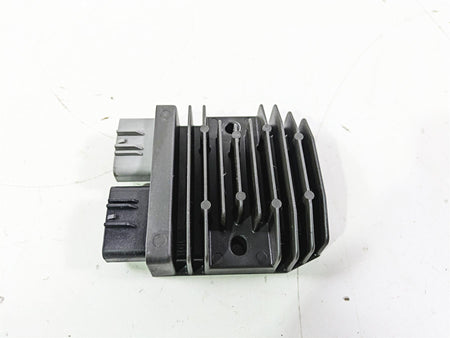 2019 Triumph Speed Triple RS 1050 Rectifier Voltage Regulator T1300675 FH020AA {{ shop.shopifyCountryName }} - Mototech271