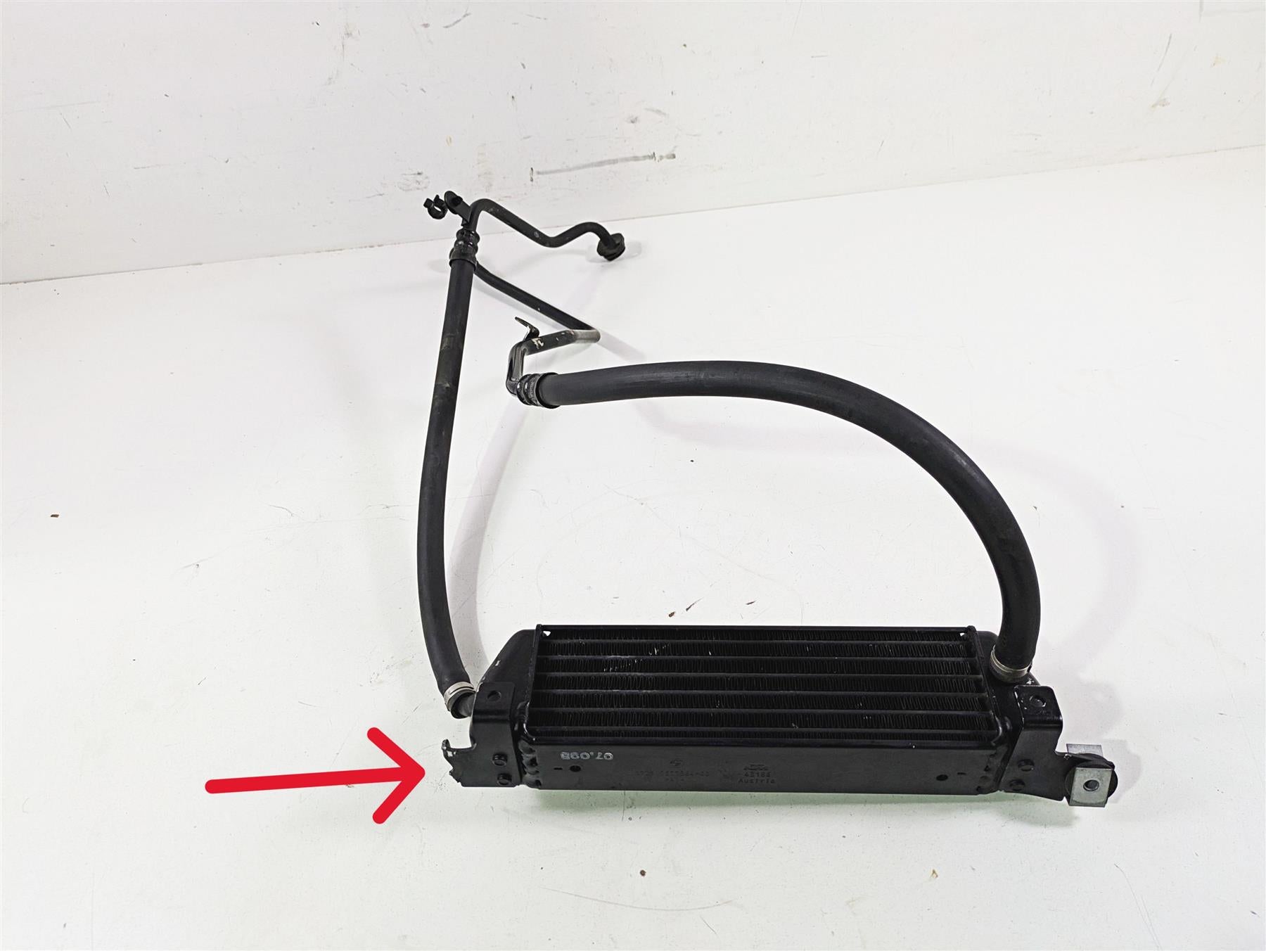 2009 BMW R1200RT K26 Oil Cooler + Lines - Read 17217719229 17217677364 {{ shop.shopifyCountryName }} - Mototech271