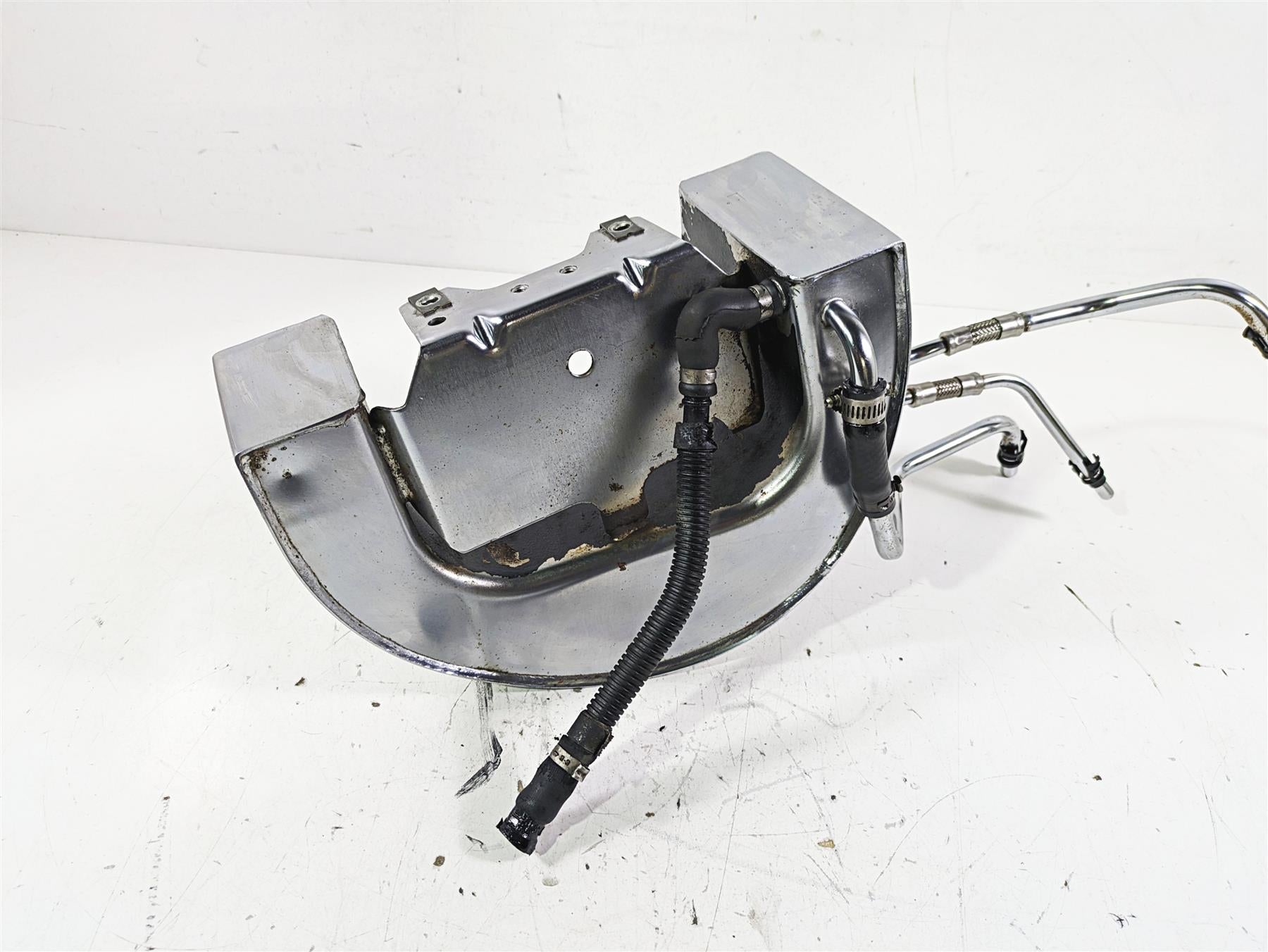 2002 Harley FLSTC Softail Heritage Oil Tank Reservoir & All Lines 62498-01A {{ shop.shopifyCountryName }} - Mototech271
