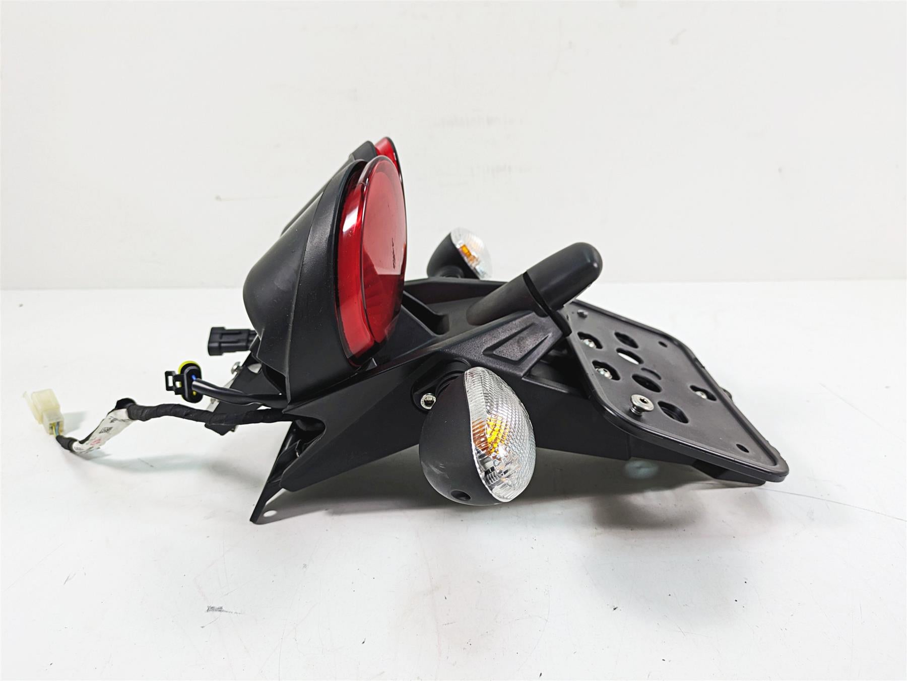 2020 Moto Guzzi V85 TT Adventure Rear License Plate Holder Mount - Read 2B005451 {{ shop.shopifyCountryName }} - Mototech271