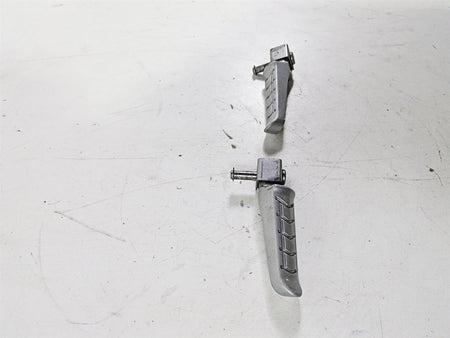 2023 BMW G310R K03 Rear Passenger Footpegs 46718553973 46718553974 {{ shop.shopifyCountryName }} - Mototech271