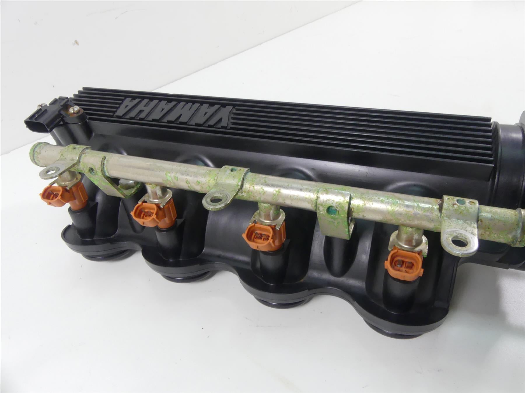 2015 Yamaha Waverunner Cruiser VX1100 Intake Manifold + Injectors 6D3-13641-00 {{ shop.shopifyCountryName }} - Mototech271