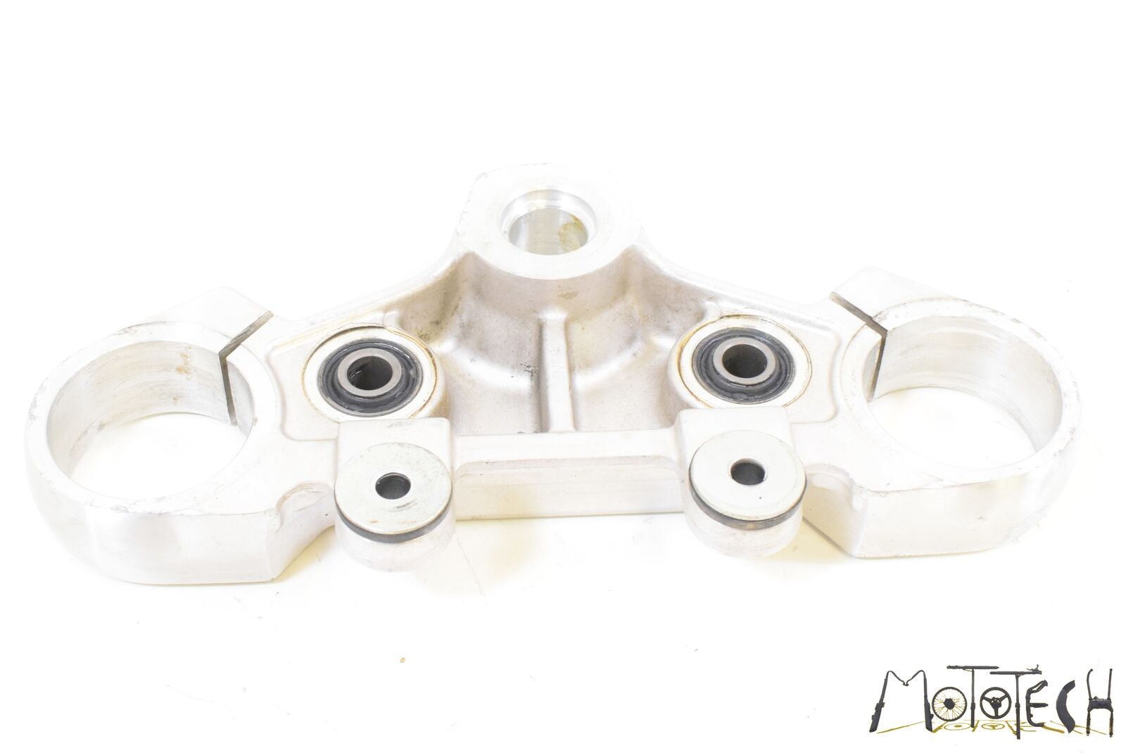 2001 Suzuki VZ800 Marauder Upper Triple Tree 51311-48E00 {{ shop.shopifyCountryName }} - Mototech271