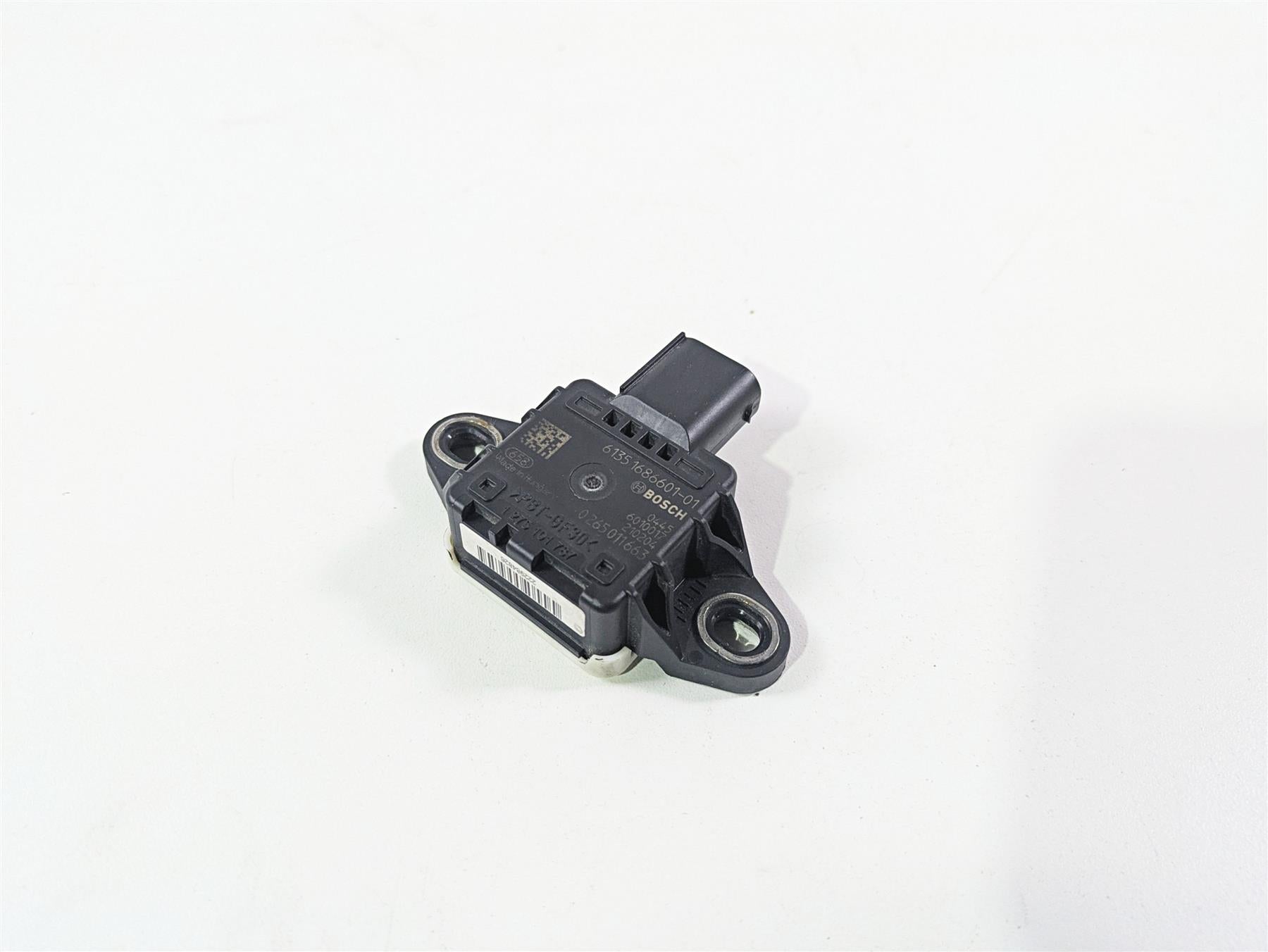 2022 BMW RnineT Pure K22 Bosch Lean Angle Fall Speed Sensor 61351686601 {{ shop.shopifyCountryName }} - Mototech271