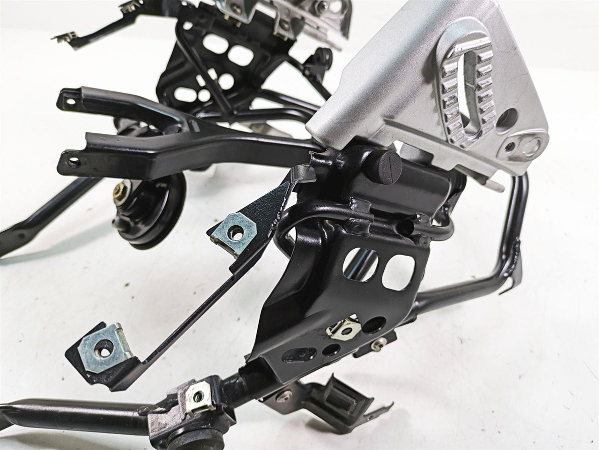 2007 BMW R1200GS K255 Adv Front Subframe Sub Frame - Read 46637701558 {{ shop.shopifyCountryName }} - Mototech271