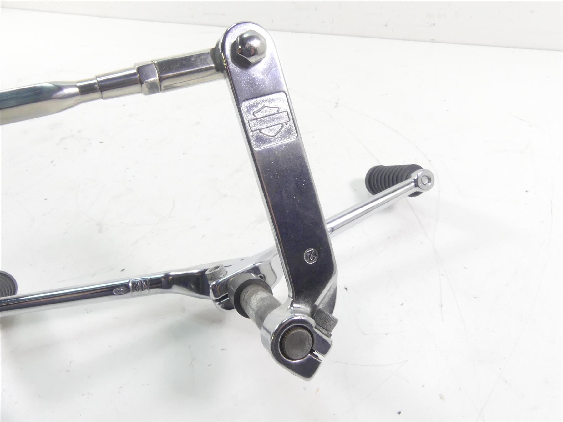 2007 Harley FLHTCU SE2 CVO Electra Glide Shifter Gear Selector & Links 34720-07 {{ shop.shopifyCountryName }} - Mototech271