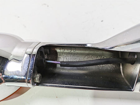 2010 Harley Touring FLHTK Electra Glide Rear Turn Signal Bar 68510-74C {{ shop.shopifyCountryName }} - Mototech271