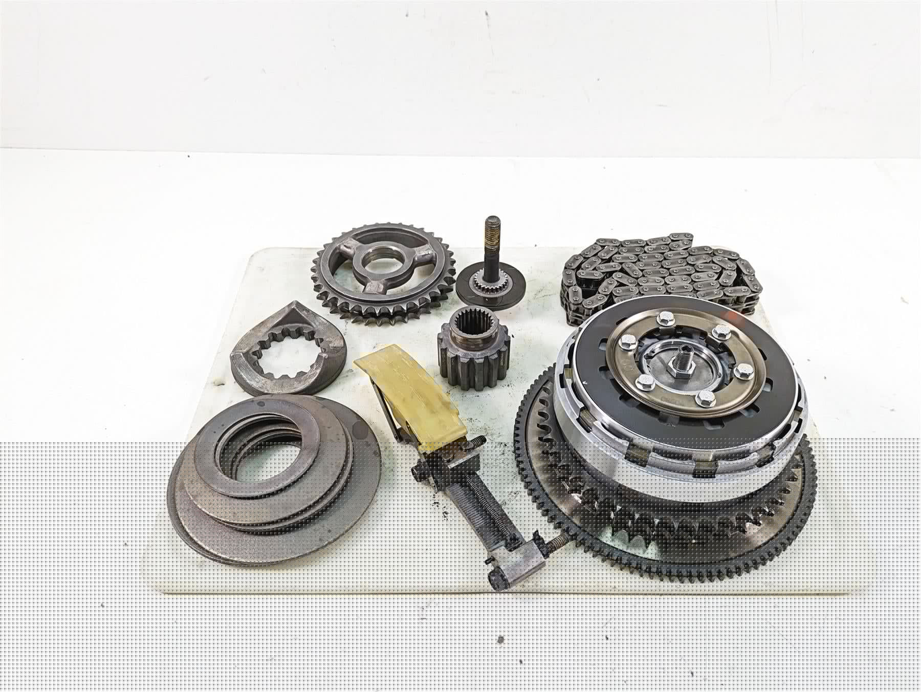 2009 Harley FXCWC Softail Rocker C Primary Drive Clutch Kit - 26k 37813-06A {{ shop.shopifyCountryName }} - Mototech271